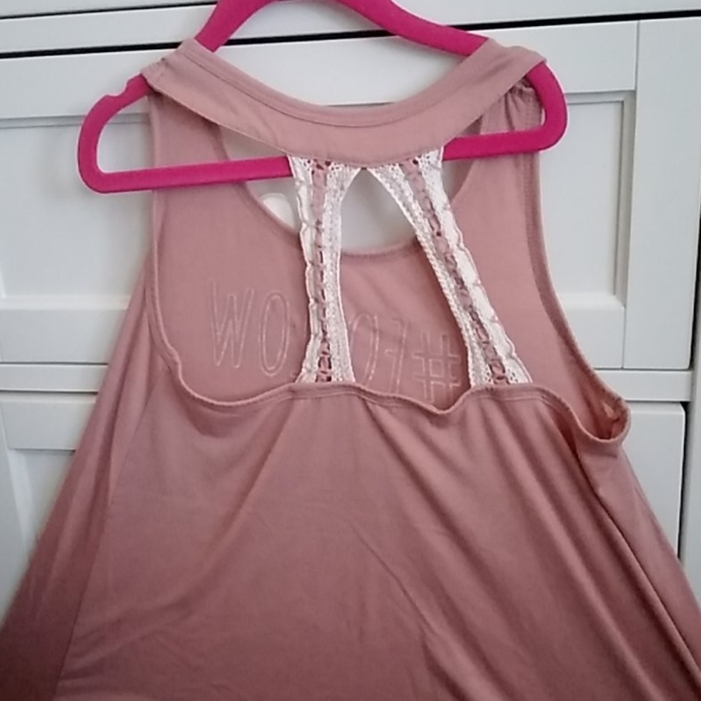 Shirt - Picture 2 of 3
